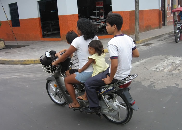 Iquitos
Iquitos, rikšade ja mootorrataste linn keste džunglit

RM
